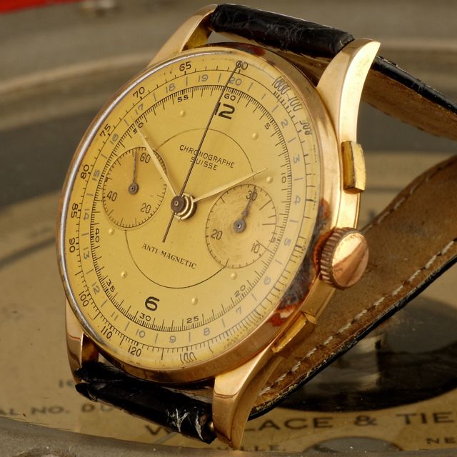 1949 Chronographe Suisse Chronograph Tachymeter 18k. gold case ...